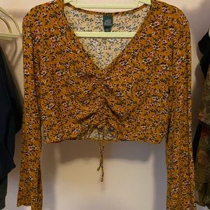 Long Sleeve Ruched Floral Crop Top